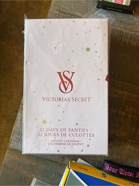 Victoria's Secret 12 Days of Panties Advent Calendar - 2025
